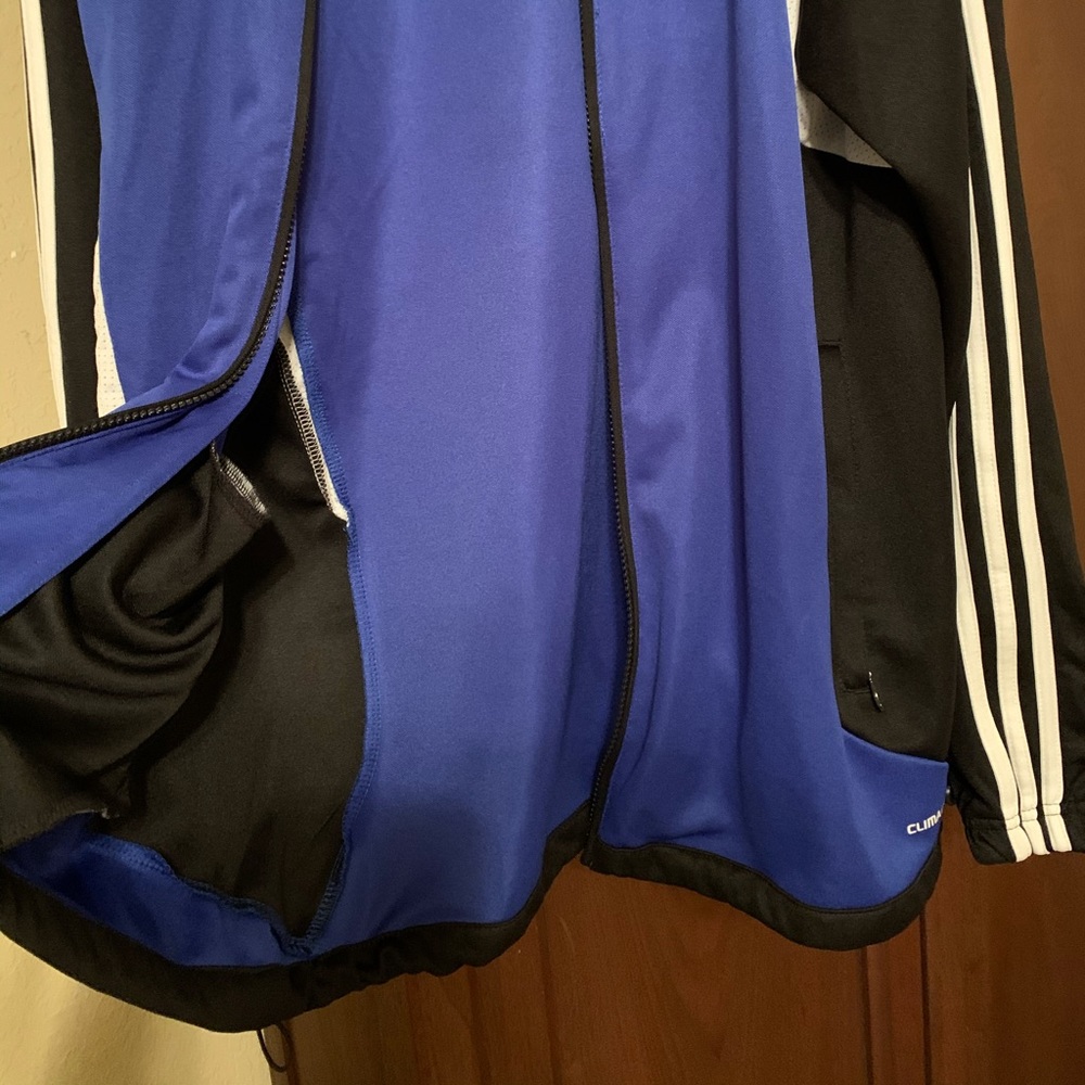 Adidas jacket - Picture 3 of 4